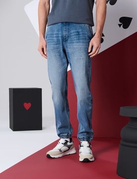 Jeans jogger con effetto lavato - blu
