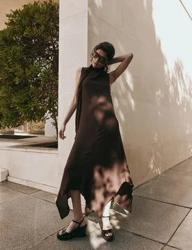 Sfera - Vestido bajo picos - Sfera - FashionsVida