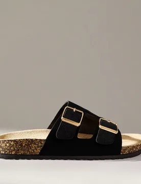Sandalias planas para mujer, diseño retro de doble hebilla de metal negro, ancho superior ajustable, suela exterior antideslizante, sandalias casuale - Shein - FashionsVida