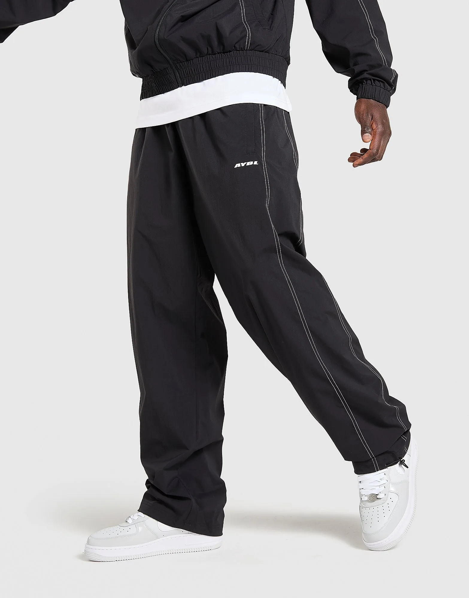 Restore Track Joggers - Herren, Schwarz - male - Size: XL - AYBL - FashionsVida