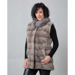 Chaleco de pelo de mujer de visón con cuello de zorro