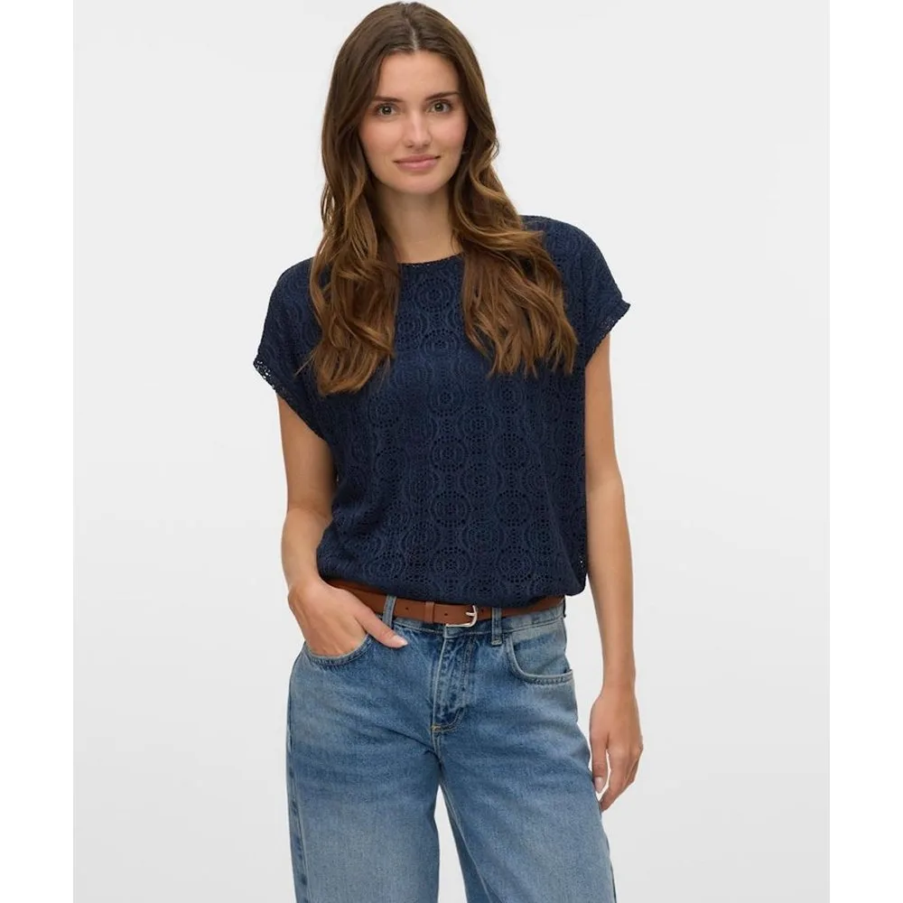 Camiseta diseño crochet de mujer de manga corta - Vero Moda - FashionsVida