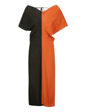 Abito con collo drappeggiato