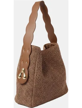 Bolso de hombro modelo ARENAL - It's Lava - FashionsVida