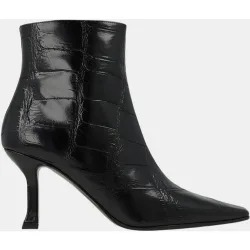 Botines de tacón de mujer en pie grabada de color