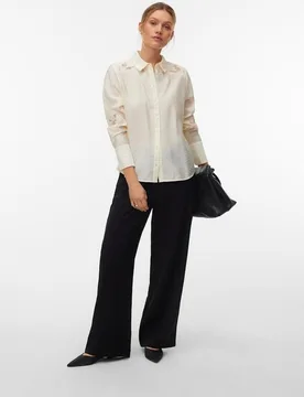 Pantalón pata ancha de mujer con cordón - Vero Moda - FashionsVida
