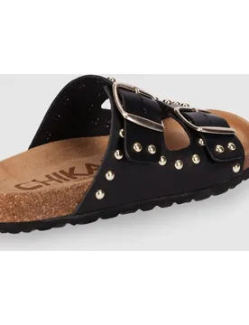 Sandalias planas de mujer estilo bio con remaches decorativos - Chika10 - FashionsVida