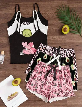 Conjunto de pijama de 3 piezas/set con estampado de dibujos animados, camiseta y pantalones cortos - Shein - FashionsVida