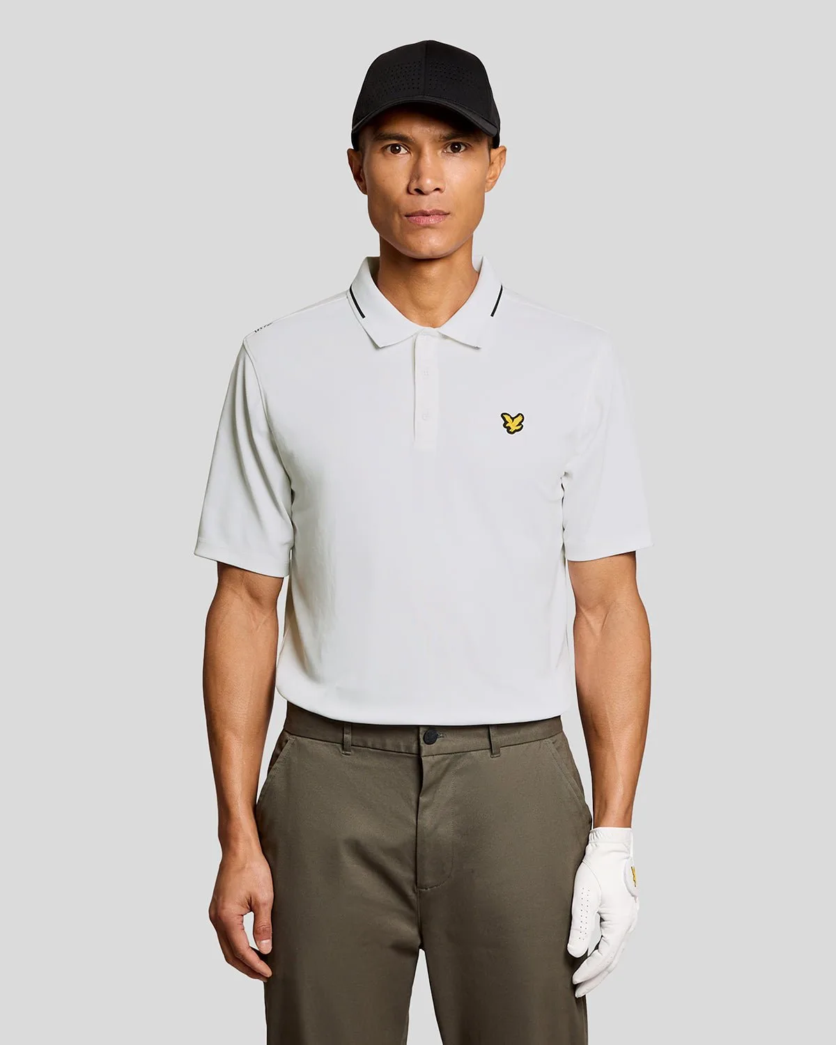 Men's Golf Tipped Technical Polo Shirt in White - Lyle & Scott - FashionsVida