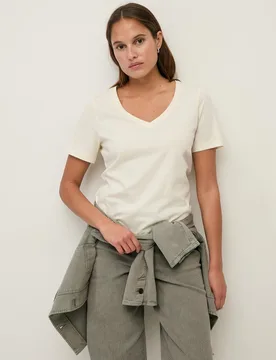 Camiseta de mujer de manga corta y cuello pico - Yerse - FashionsVida