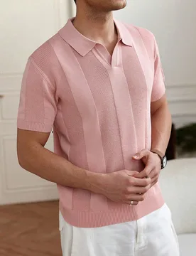 Camisa polo de punto de manga corta para hombre talla grande, rosa a rayas con contraste de color, estilo casual elegante, para verano, fiesta de cump - Shein - FashionsVida
