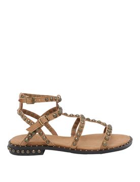 Sandali multicinturino in pelle con borchie