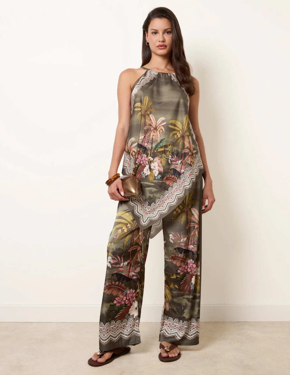 Palm Tree Print in Two Piece Set - M/L / KHAKI - female - Blue Vanilla - FashionsVida