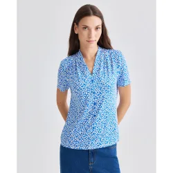 Blusa estampada de mujer con cuello pico y manga corta