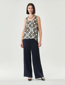 Pantalone morbido blu in crêpon di misto viscosa con arricciatura sul retro - Emme Marella - FashionsVida