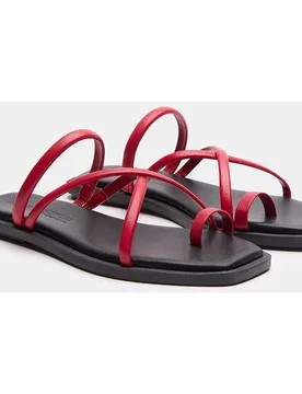 Sandalias planas de mujer con tiras en el empeine y posición para el dedo - Bryan Stepwise - FashionsVida