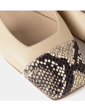 Zapatos de salón de mujer confeccionados en piel grabada efecto pitón - Farrutx - FashionsVida