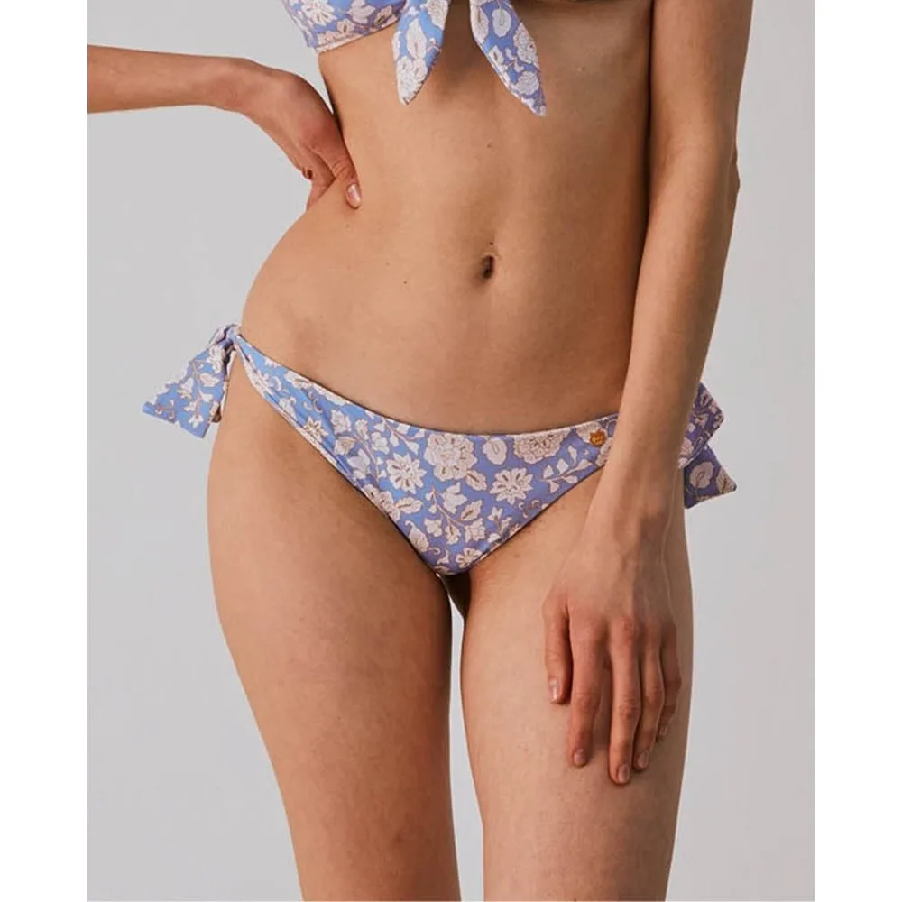 Braga de bikini brasileña con lazos y estampado de flores - Bohodot - FashionsVida