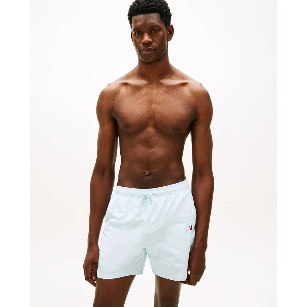 Bañador de caballero liso con logo bordado - Tommy Hilfiger - FashionsVida