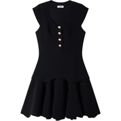 Vestido corto abotonado con volantes