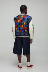 Herren Oversized Boxy Fit Buchstaben-Badge Offizielle Applikation PU Varsity Bomberjacke Navy Größe Large