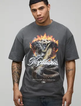 Men's Oversized Flame Snake Print Vintage Wash T-Shirt Charcoal Size Large Charcoal L - boohooMAN - FashionsVida
