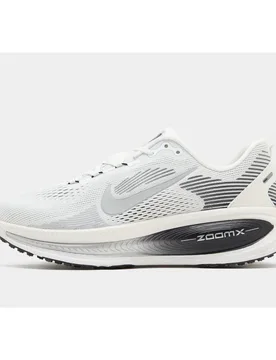Laufschuhe Vomero 18 - Blanc - male - Size: 38,5 - Nike - FashionsVida