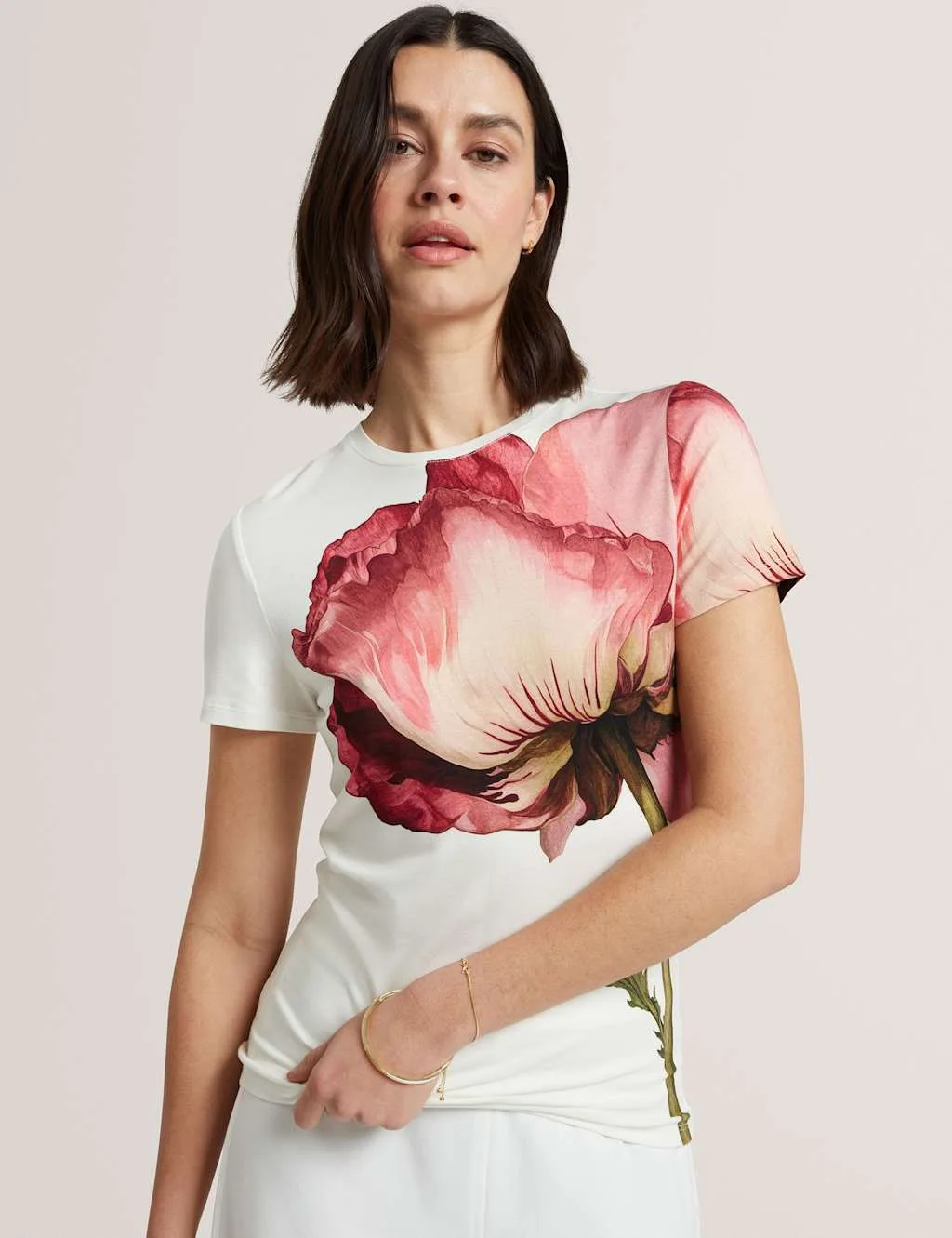 Floral T-Shirt Ivory Mix female - Ted baker - FashionsVida