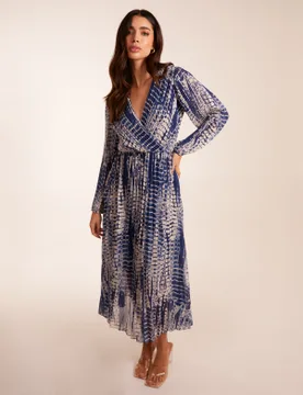 Pleated Abstract Snake Print Wrap Dress - M/L / NAVY - female - Blue Vanilla - FashionsVida