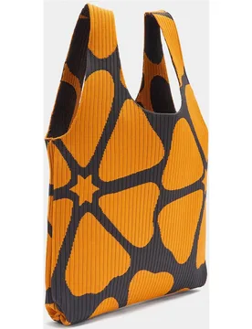 Bolso de hombro de punto con estampado geométrico - Parfois - FashionsVida