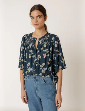 Indi & Cold - Camisa de mujer manga acampanada cuello redondo - Indi & Cold - FashionsVida