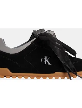 Zapatilla de mujer tipo runner en ante - Calvin Klein - FashionsVida