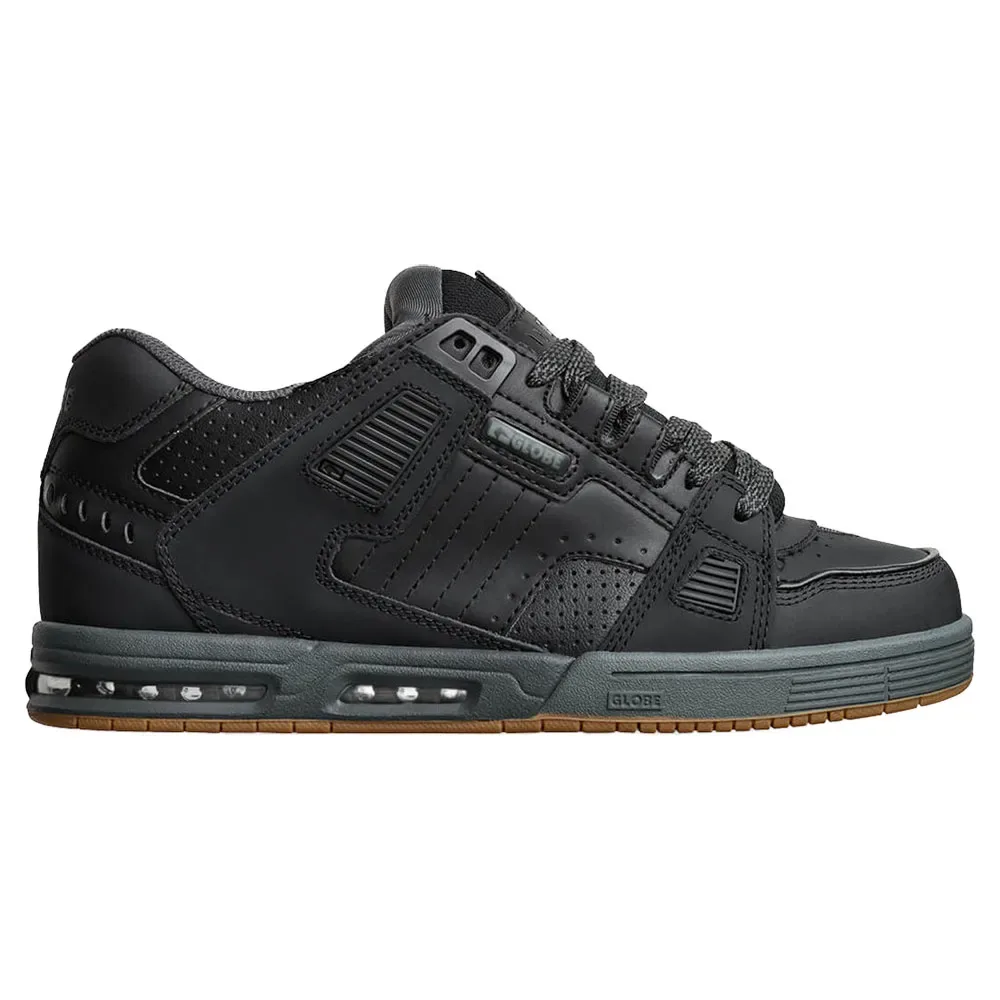 Baskets Sabre Dark Shadow / Phantom EU 45 - Globe - FashionsVida