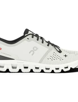 Cloud X 4 Damen Trainingsschuhe, weiß, Größe 42 ½ 42 ½ - On - FashionsVida
