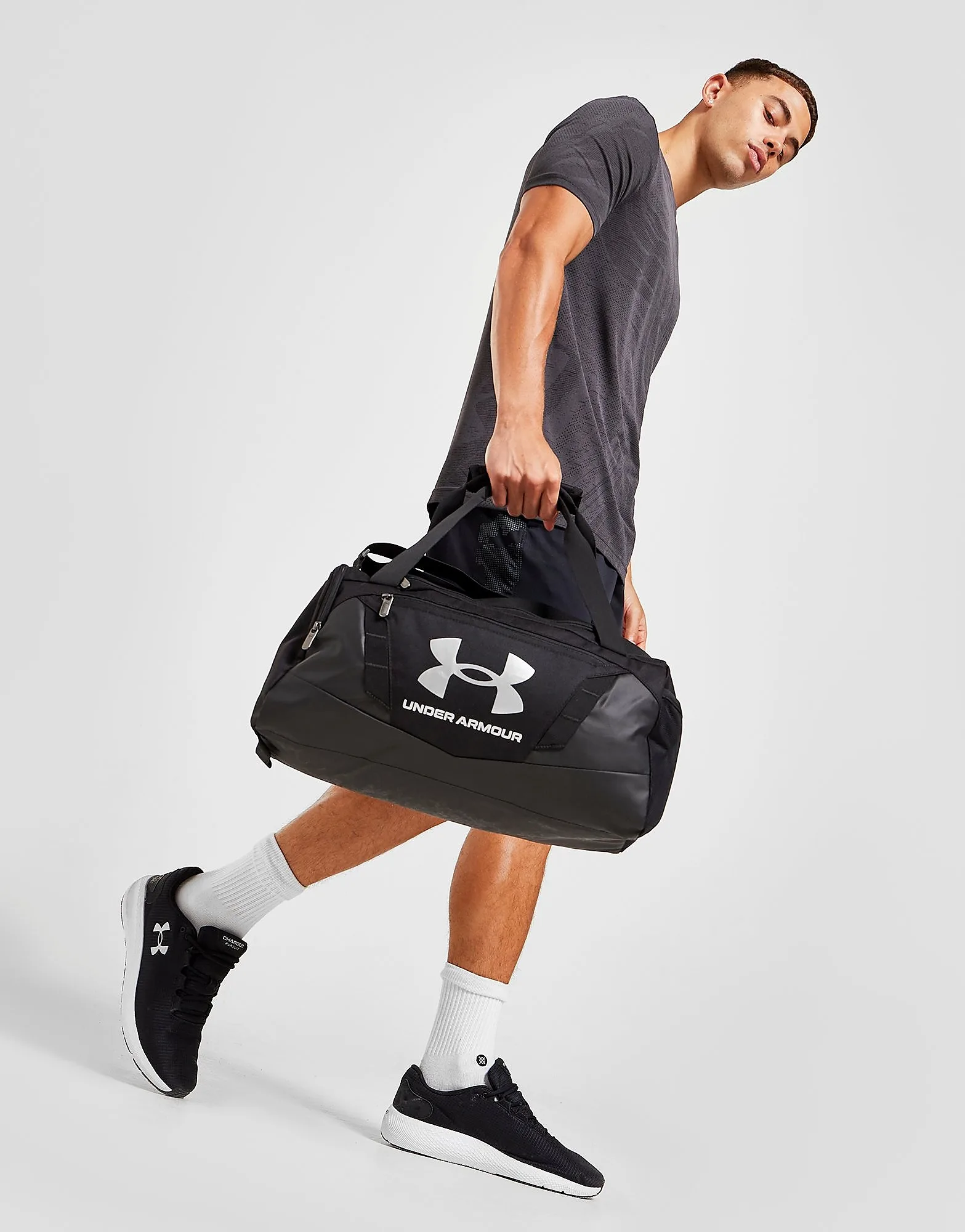 Undeniable Xtra Small Grip Tasche, Schwarz - unisex - Size: One Size - Under armour - FashionsVida