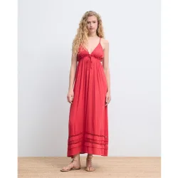 Vestido largo con escote v