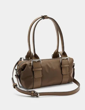 Bolso de hombro rectangular con cierre de cremallera en liso - Parfois - FashionsVida