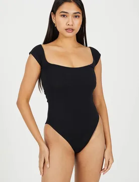 Women's Square Neck Sleeveless Bodysuit in Black Size: XL - Black - Size: XL - Brave soul - FashionsVida