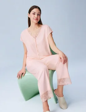 Conjunto de pijama para mujer de TENCEL™ Modal rosa con inserto de encaje, camisa abotonada y pantalones con bolsillos, ropa interior nupcial, artí - Shein - FashionsVida