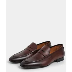 Mocasines de piel regal con tira en empeine