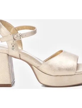 Sandalia de mujer con tacón y plataforma - XTI - FashionsVida