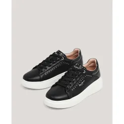 Yara - zapatillas de piel con tachuelas