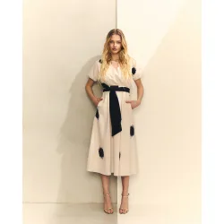 Vestido midi con mangas abullonadas de lunares