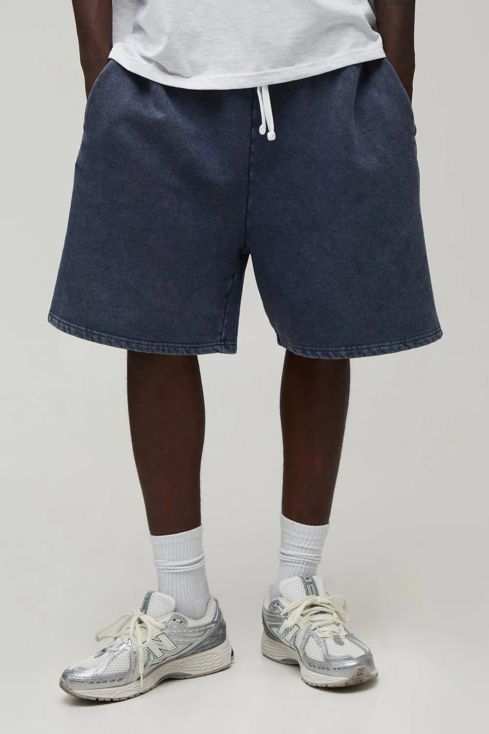 Herren Locker Geschnittene Essential Gewaschene Jersey-Shorts Washed Navy Größe XS - boohooMAN - FashionsVida