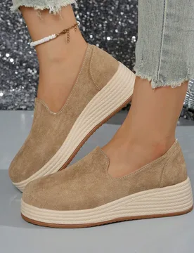 Cómodas y elegantes plataformas slip-on para mujer, zapatos casuales, suela gruesa, livianos, aptos para todas las estaciones - Shein - FashionsVida