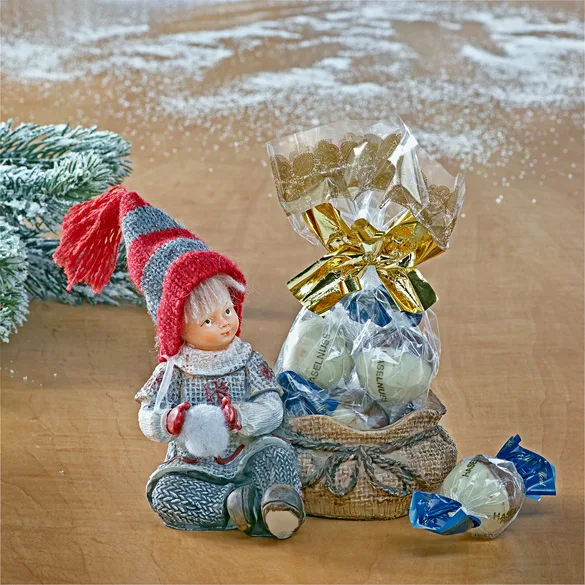 Winterkind "Lutz" mit Konfekt - 3Pagen - FashionsVida