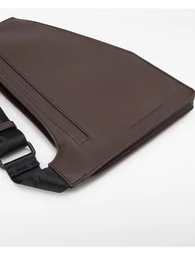 Bandolera de hombre crossbody con asa ajustable - Adolfo Dominguez - FashionsVida