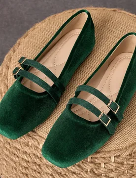 Zapatos de estilo Mary Jane de terciopelo verde oscuro retro para mujer, zapatos de punta cuadrada con una sola correa, zapatos elegantes franceses ti - Shein - FashionsVida