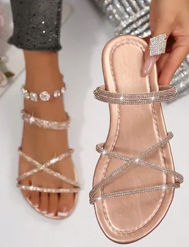 Nuevas sandalias planas de verano con punta abierta, tiras cruzadas y banda elástica para mujer, estilo europeo y americano, esencial para vacaciones - Shein - FashionsVida