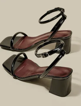 Sandalias de tacón alto y grueso negras para mujer, sandalias de punta abierta con correa de hebilla, zapatos de verano - Shein - FashionsVida